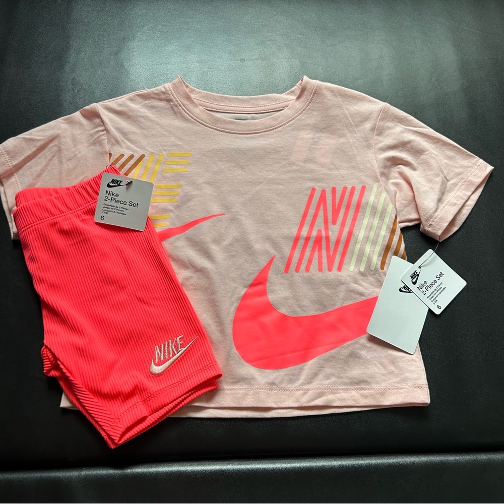 NWT Nike Athletic Set Girls Size 6